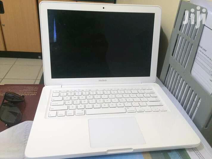 Laptop Apple MacBook 4GB Intel Core 2 Duo HDD 320GB