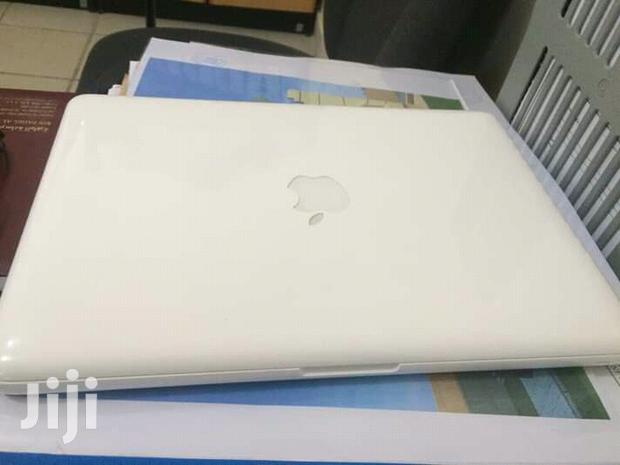 Laptop Apple MacBook 4GB Intel Core 2 Duo HDD 320GB - thumbnail 3