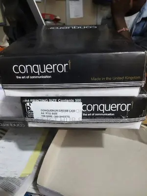 Conqueror Cream A4 Paper