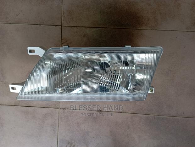Headlight Nissan B14