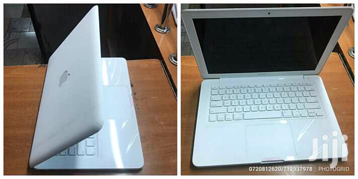 Laptop Apple MacBook 4GB Intel Core 2 Duo HDD 320GB