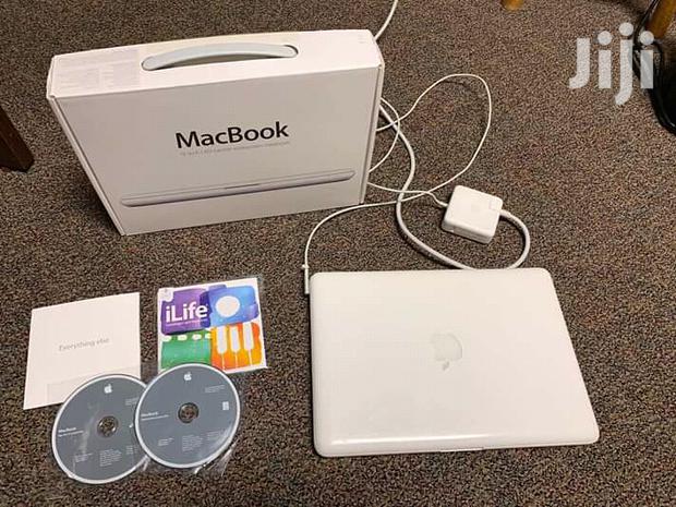 Laptop Apple MacBook 4GB Intel Core 2 Duo HDD 250GB - thumbnail 2