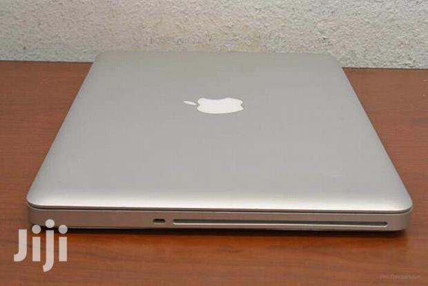 Laptop Apple MacBook Pro 4GB Intel Core i5 HDD 500GB - thumbnail 2
