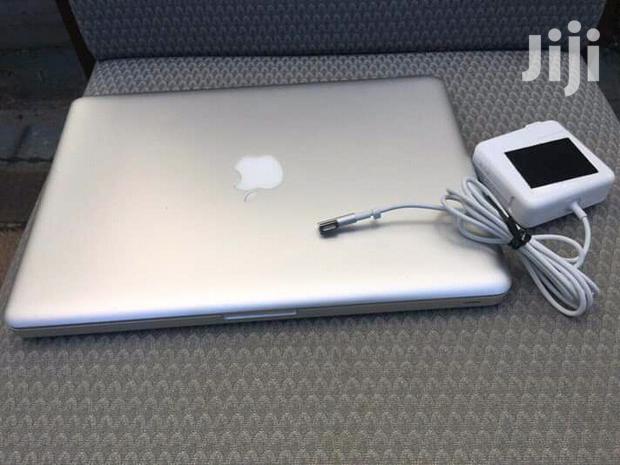 Laptop Apple MacBook Pro 4GB Intel Core i5 HDD 500GB - thumbnail 3