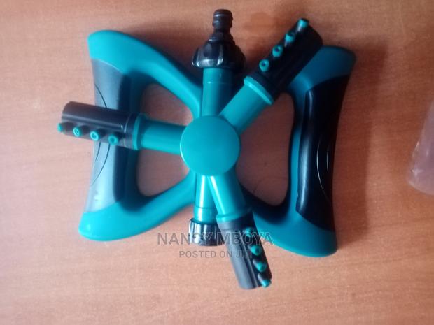 3 Arm Garden Sprinkler