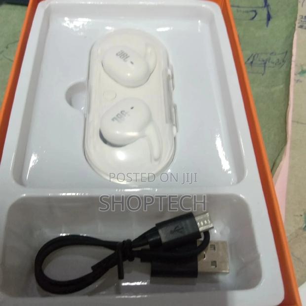 Black and White JBL Pods - thumbnail 2