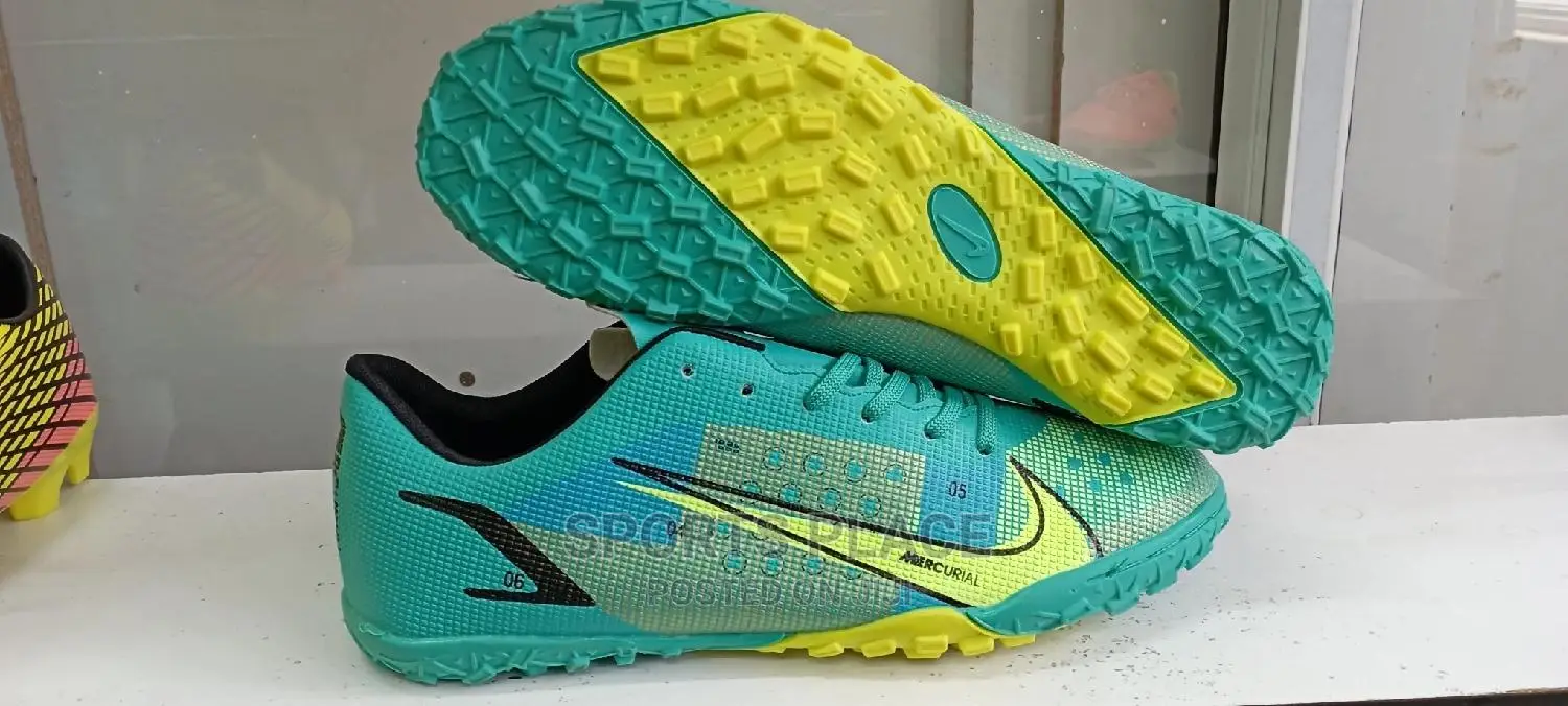 Lite Astro Football Trainers TF