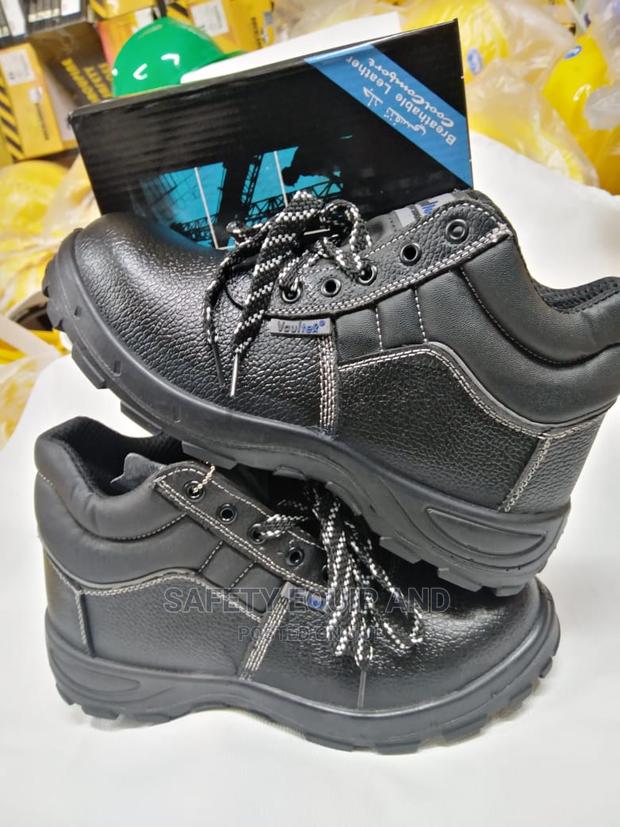 Midsole Safety Boot/Safety Hub - main view