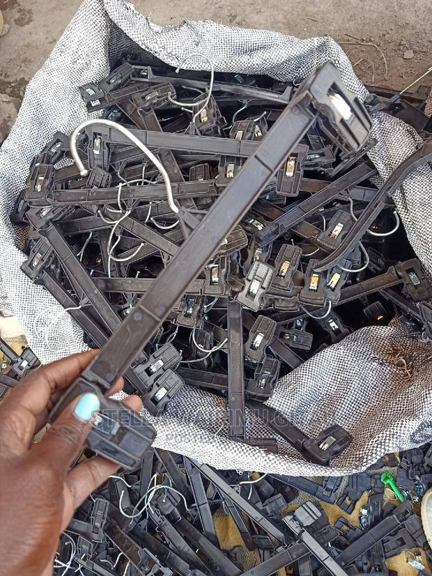 Clip Hangers - thumbnail 3