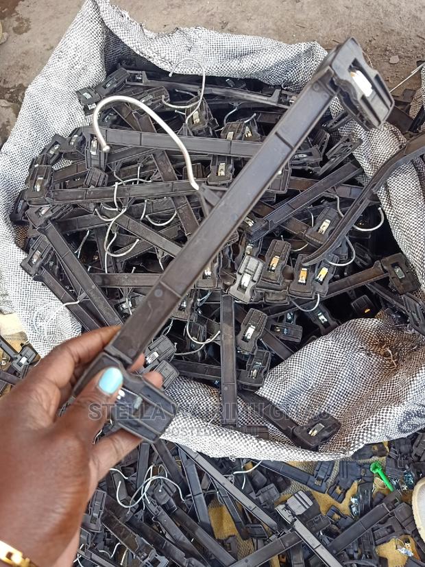 Clip Hangers - thumbnail 4