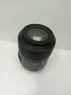 Nikon 105mm F2.8 With VR Manual Lens