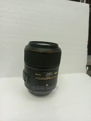 Nikon 105mm F2.8 With VR Manual Lens