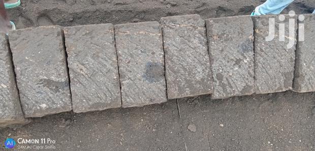 Machine Cut Stones - thumbnail 2