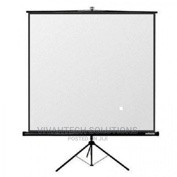 Tripod Projector Screen 200cm by 200cm - main view