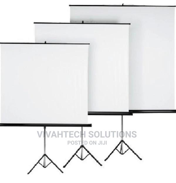 Tripod 200CM BY 200CM Tripod Projector Screen 80"X80" - main view