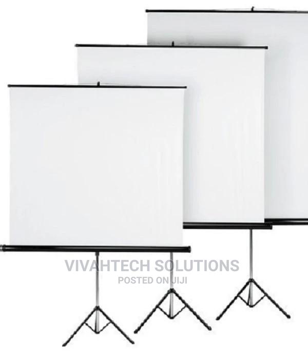 Lightwave Tripod Projector Screen 200cmx200cm {LW 80"By80"}