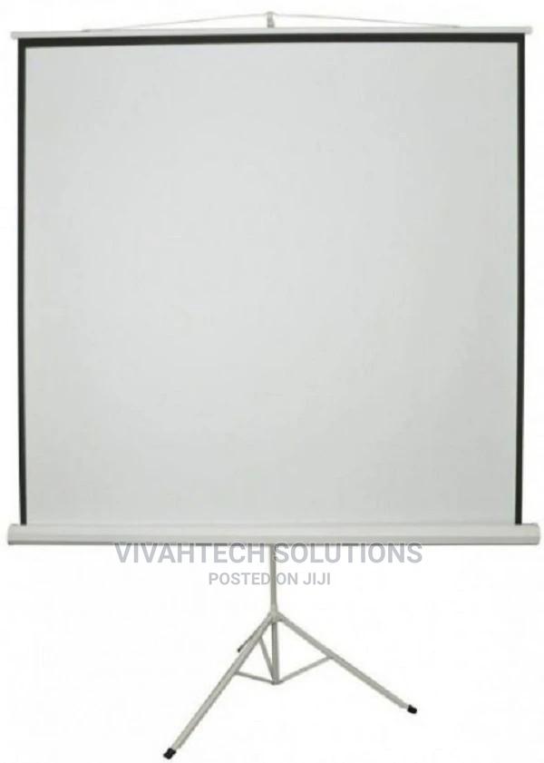Lw Tripod Projector Screen 200 X 200 - main view