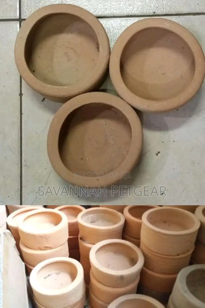 Large Size Rabbit Clay Feeding And Watering Bowls