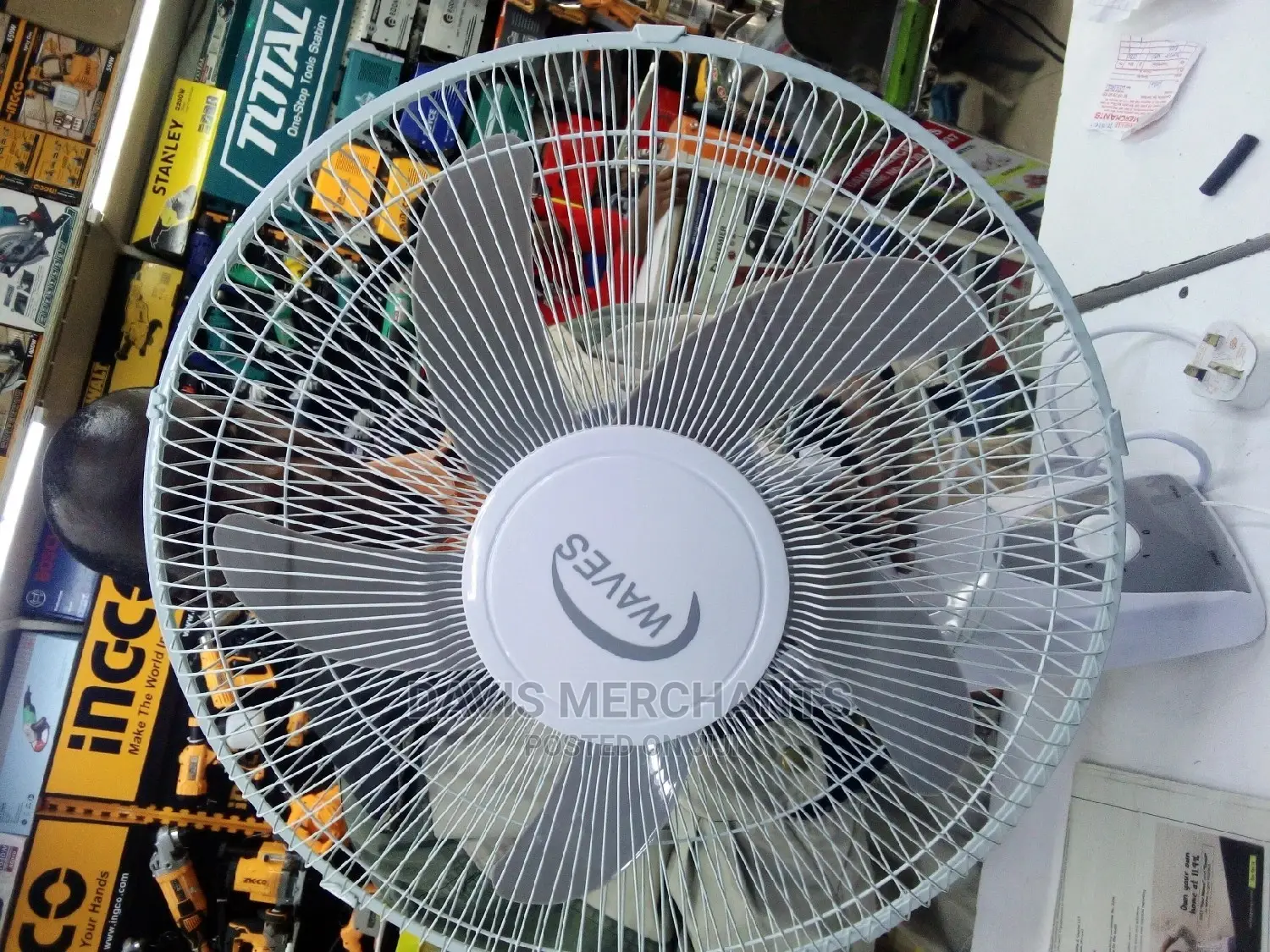 Waves Wall Fan