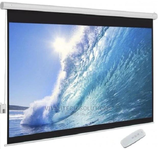 Electric Projector Screen 240 X 240 - main view