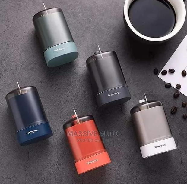 Automatic Toothpaste Holder - main view