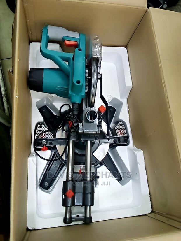 Mitre Saw 2200w - main view