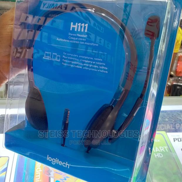 Logitech H111 - main view