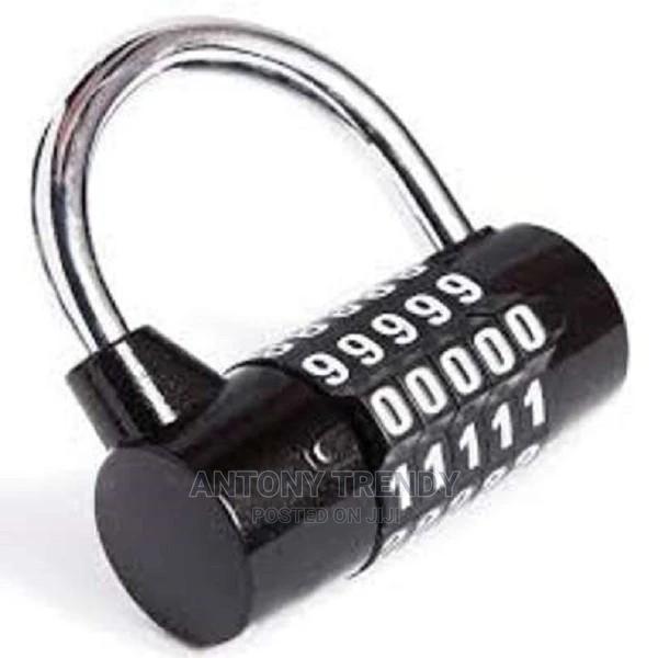 5 Digit Passwordpadlock. - main view