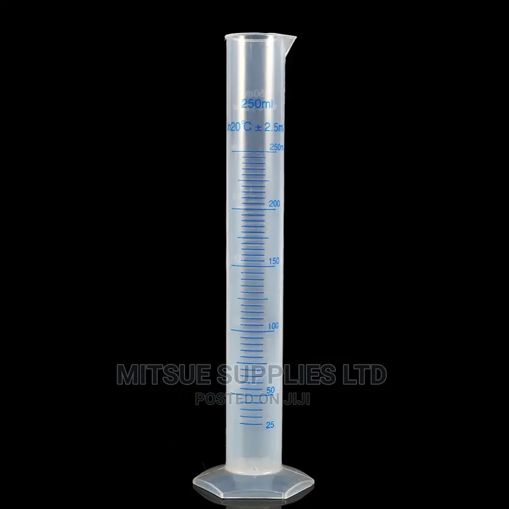 A Set of 10 Measuring Cylinder 100ml Plastic