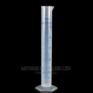 A Set of 10 Measuring Cylinder 100ml Plastic