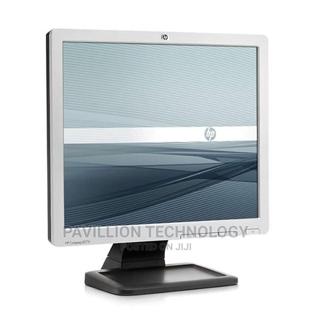 17 Inches Monitor