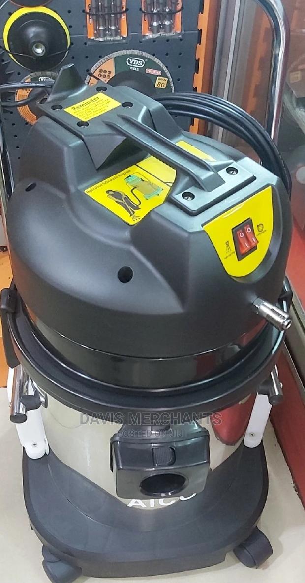 Mult Purposes 30 Litres Vacuum Cleaner - main view