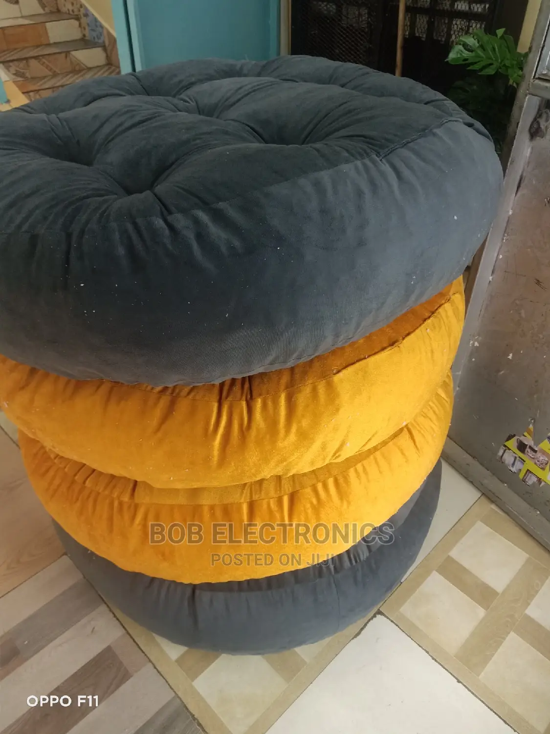 Round Floor Cosy Pillows