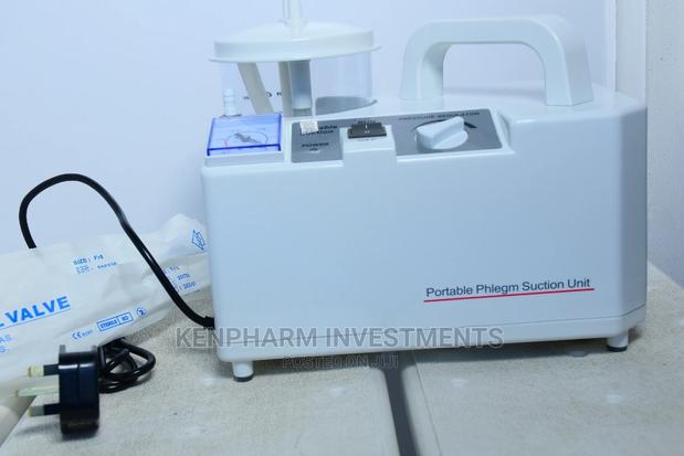 Phlegm Suction Machine; Sm001