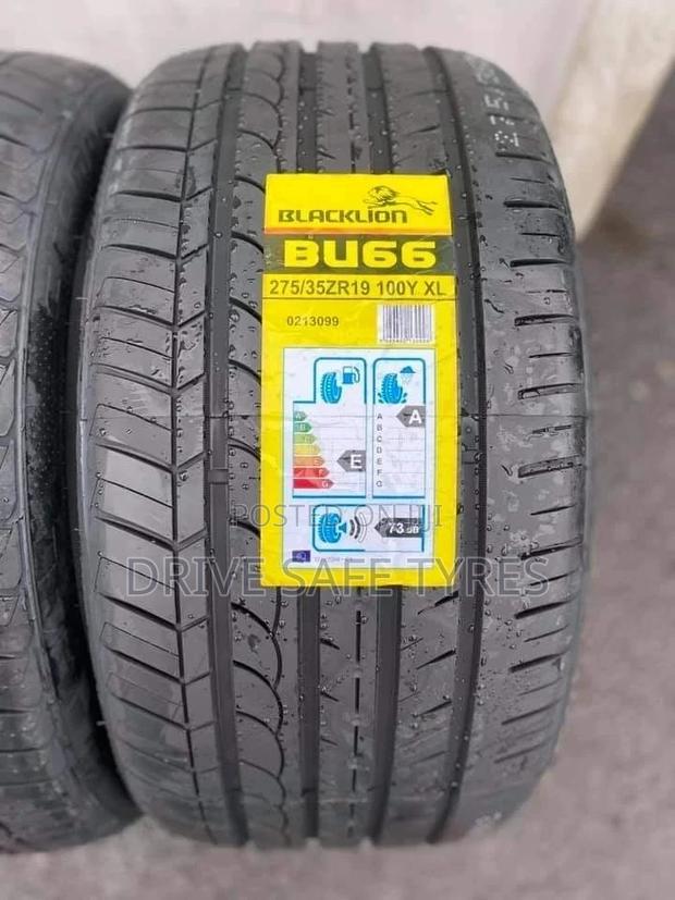 275/35 R19 Black Lion Tyre