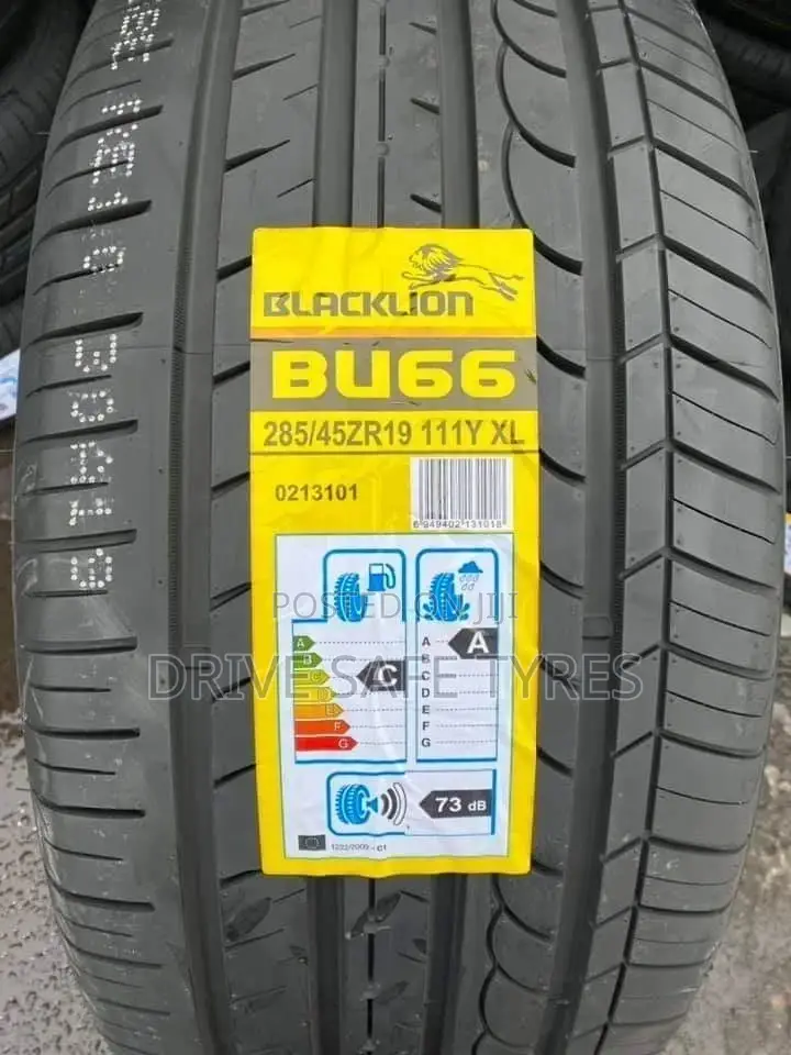 285/45 R19 Black Lion Tyre