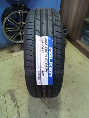 215/60r17 Falken Tyre