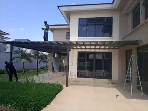 Pergola and Polycabonate Installation