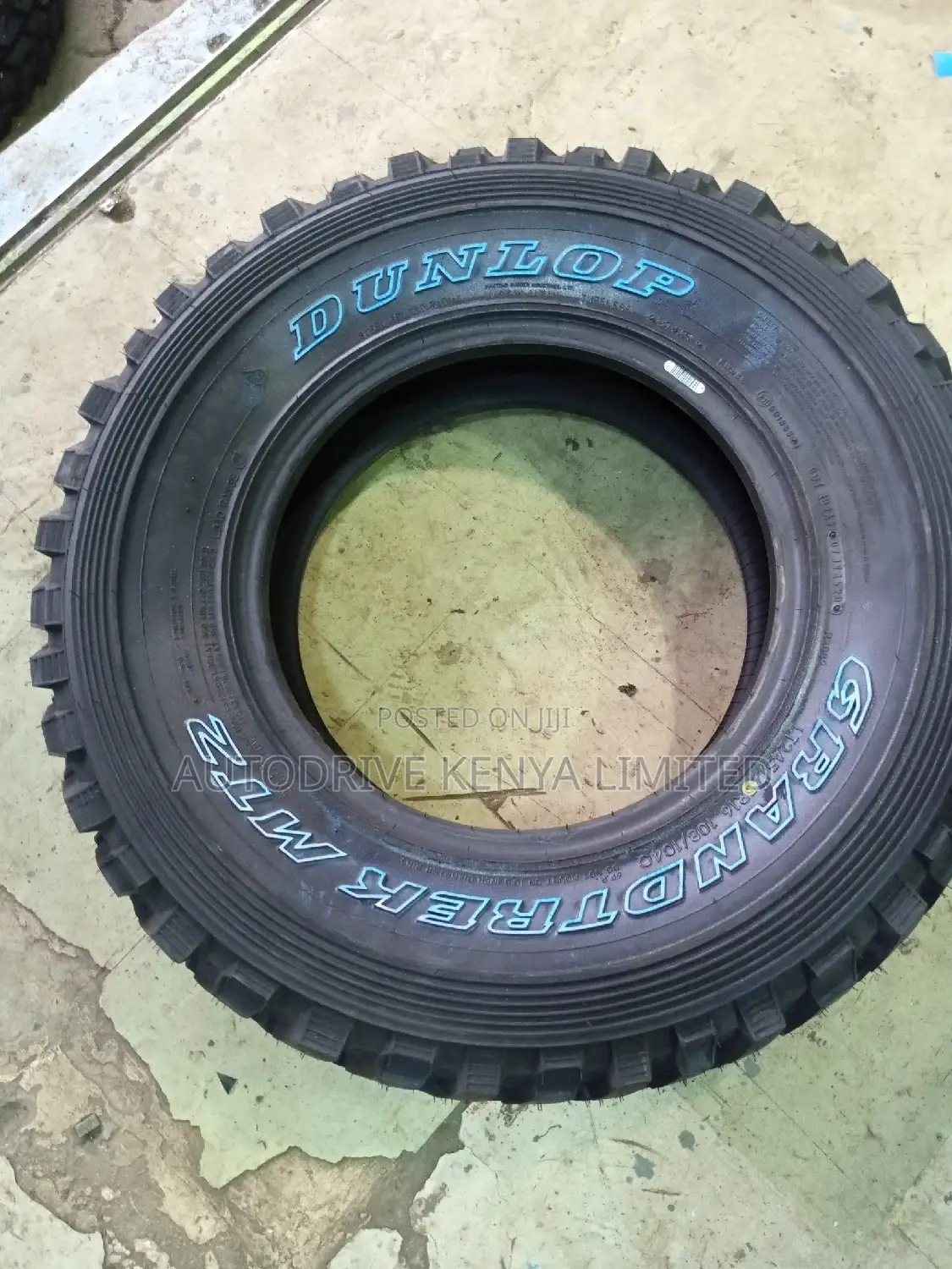 245/75r16 Dunlop M/T2