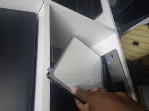 Laptop Screens Replacement (Today on Offer)