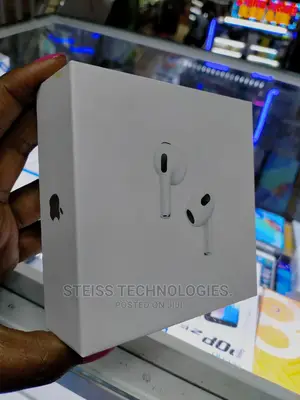 Airpods With Magsafe.