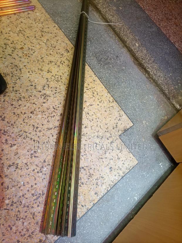 Din Rails, Metallic Rails - main view