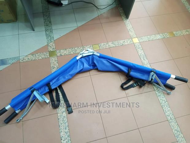 Foldable Portable Patient Stretcher - thumbnail 3