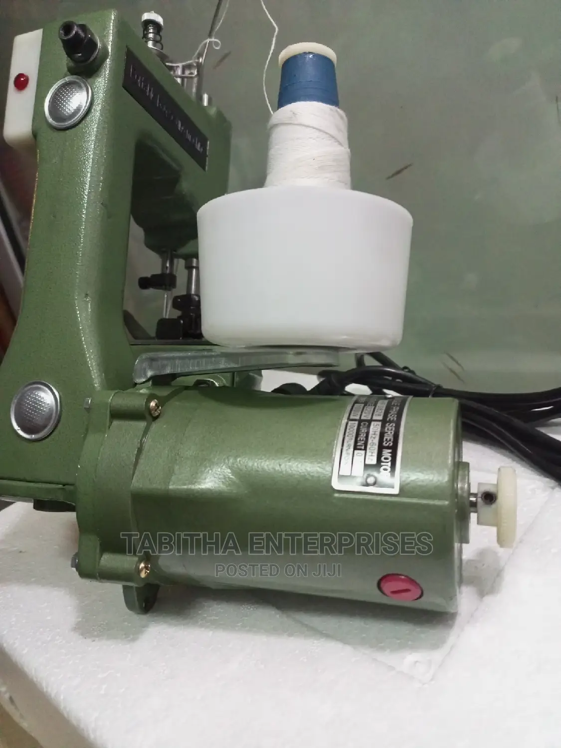 Sewing Machine ( Bag Closer)