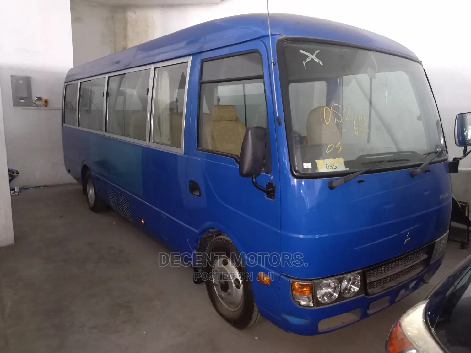 Mitsubishi Rosa Blue