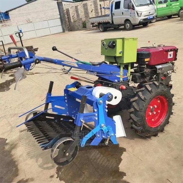 Walking Tractor 15 HP Peanut Harvester - main view
