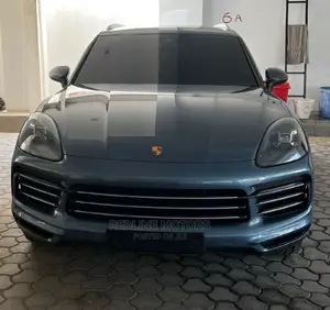 Porsche Cayenne 2019 Blue