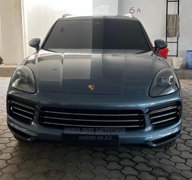 Porsche Cayenne 2019 Blue