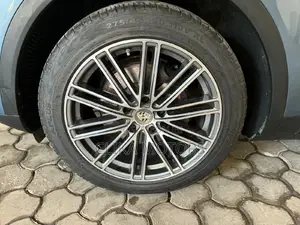 Porsche Cayenne 2019 Blue