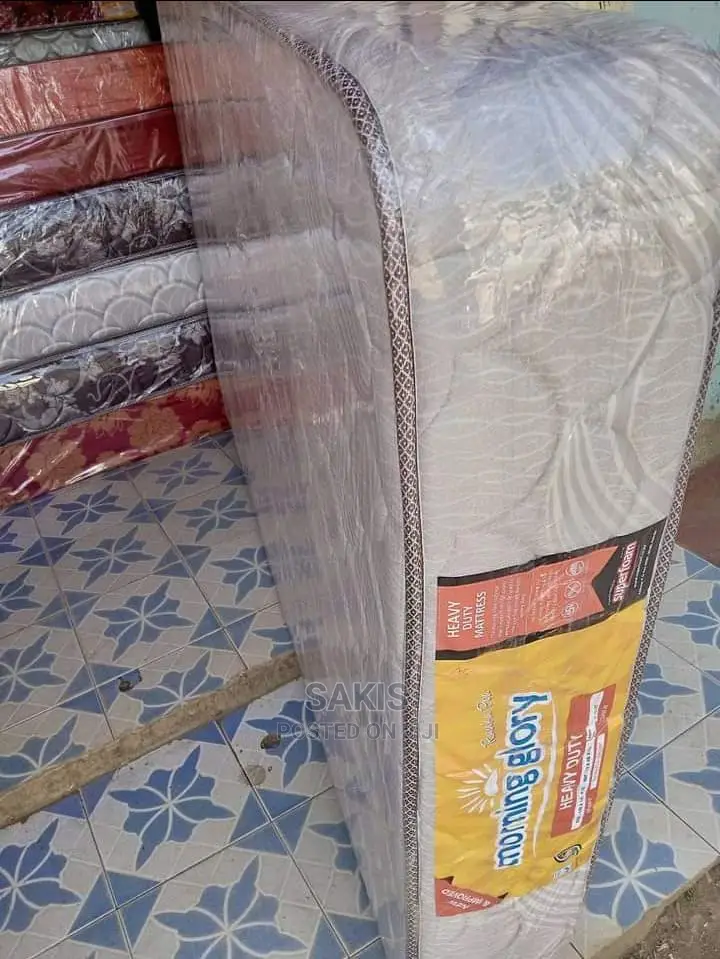 Malazi Matamu! Pwani Mpo? 5 by 6 High Density Mattresses 8"